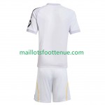 Maillot/Tenue Real Madrid Enfant Domicile 2025/2026